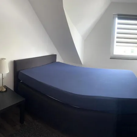 Schoenes Mit Dachterrasse Ольденбург