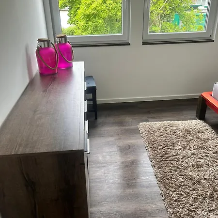 Апартаменты Schoenes Mit Dachterrasse