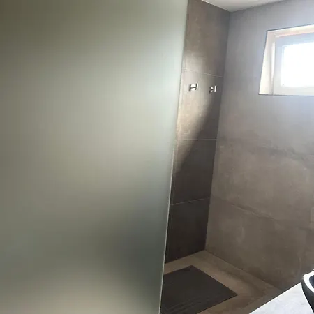 Апартаменты Schoenes Mit Dachterrasse Ольденбург