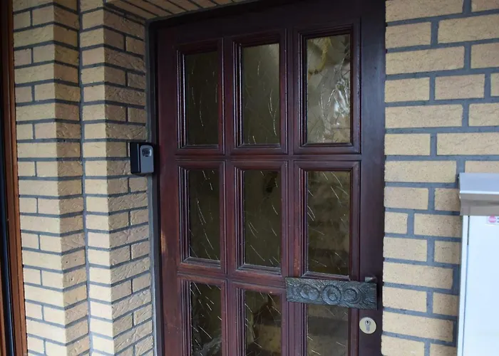 Schoenes Mit Dachterrasse Lejlighed *